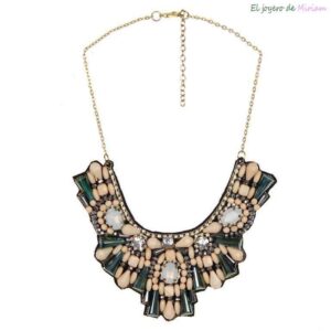 Collar yakarta