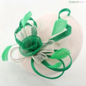 Tocado blanco y verde