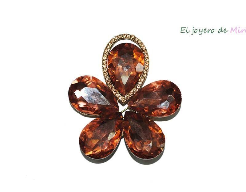 Broche de mujer flor