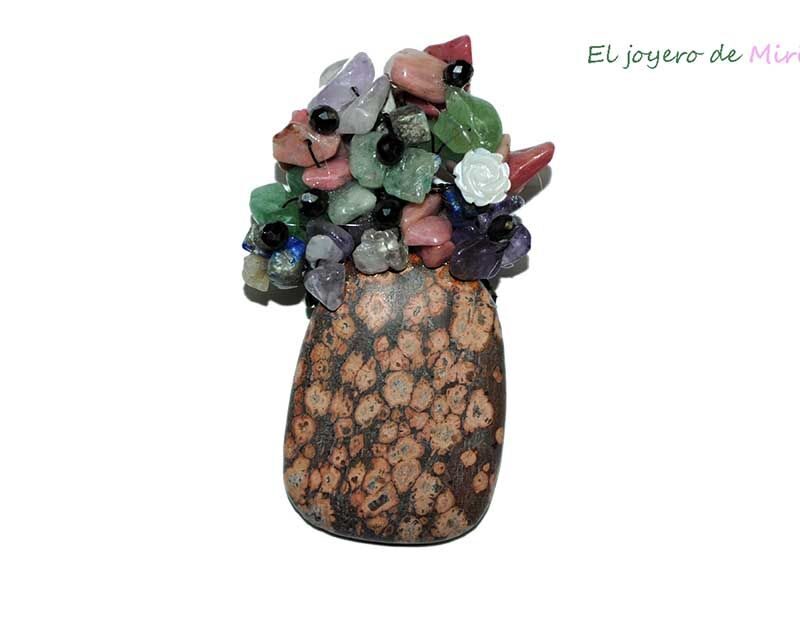 Broche flores de resina