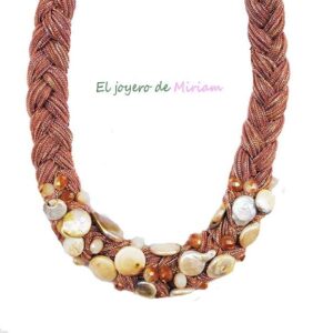 Collar trenzado nácar I