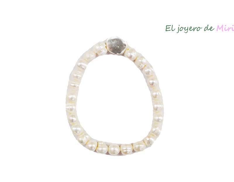 Pulsera perlas detalle plateado