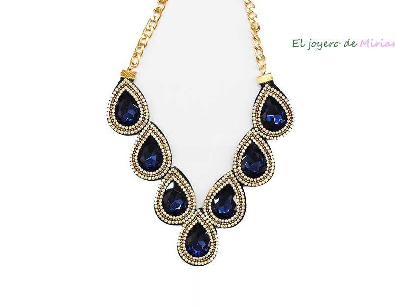 Collar de fiesta lágrimas