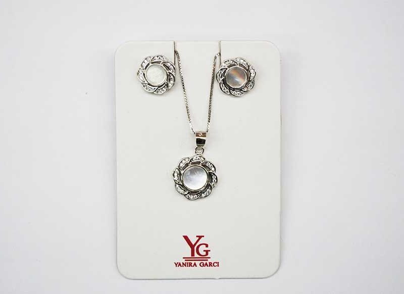 Conjunto plata y nácar