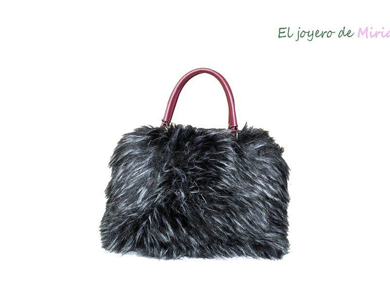 Bolso de piel y pelo