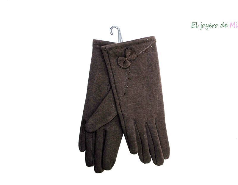 Guantes marrones con lazo