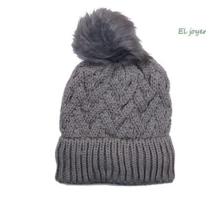 Gorro de punto gris