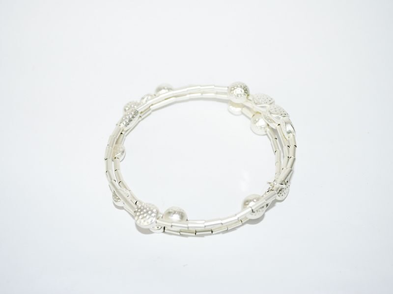 Pulsera plateada