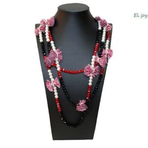 Collar perlas y cuentas