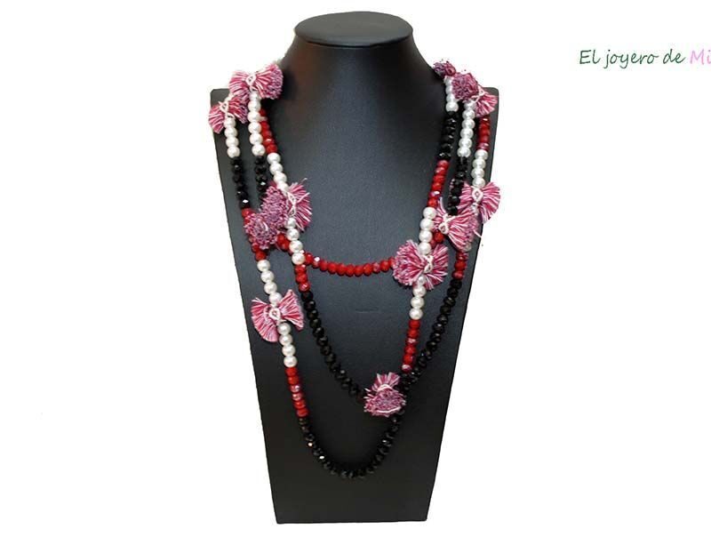 Collar perlas y cuentas