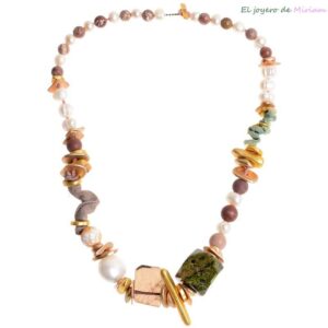 Collar perlas y piedras