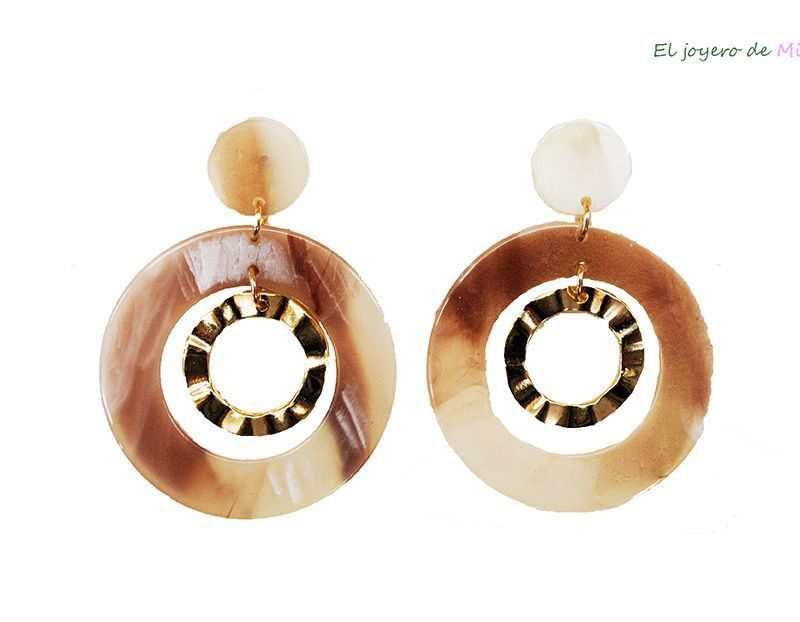 Pendientes de aro resina