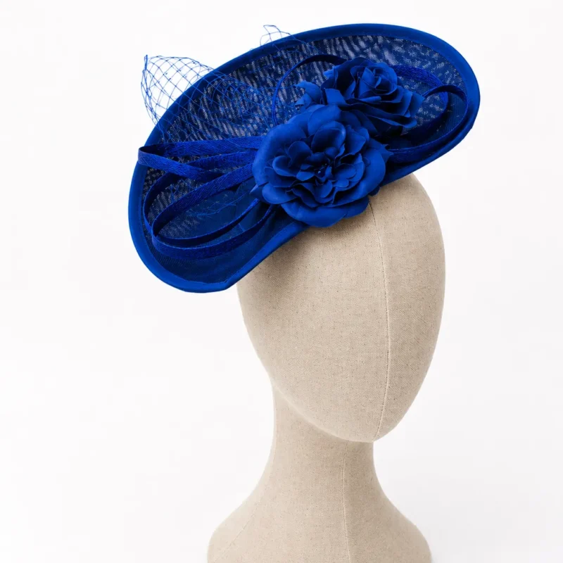 Tocado de fiesta azul klein