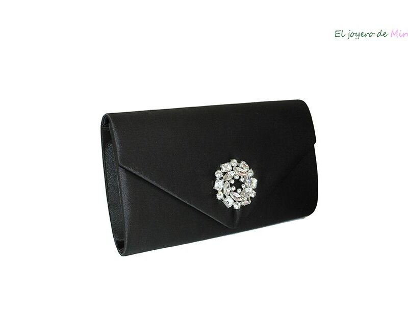 Clutch negro pedrería