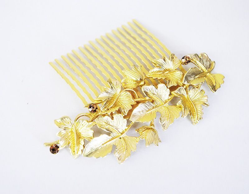 Peineta hojas doradas