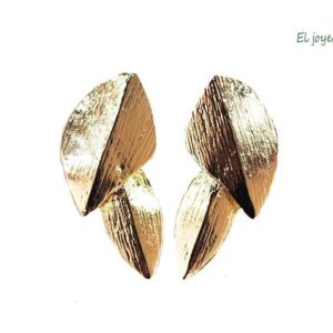 Pendientes dorados hoja
