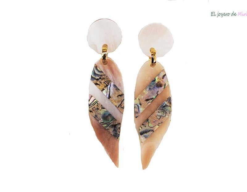 Pendientes hojas nácar