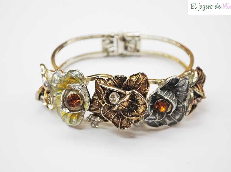 Brazalete hojas de metal