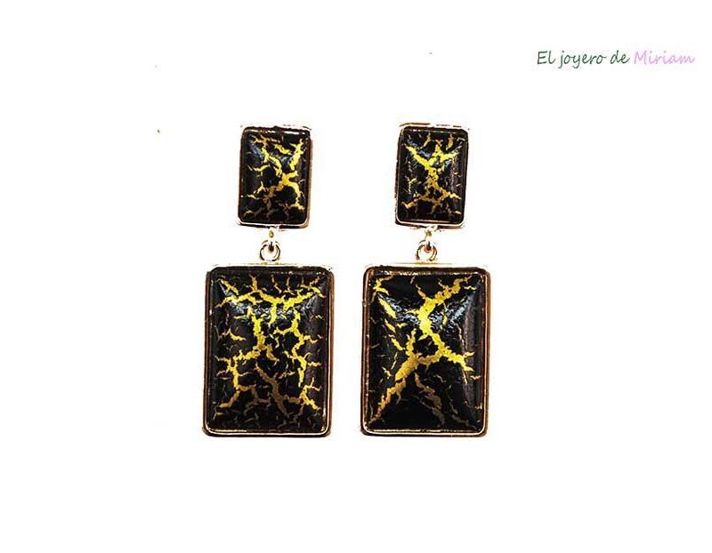 Pendientes negros rectangulares