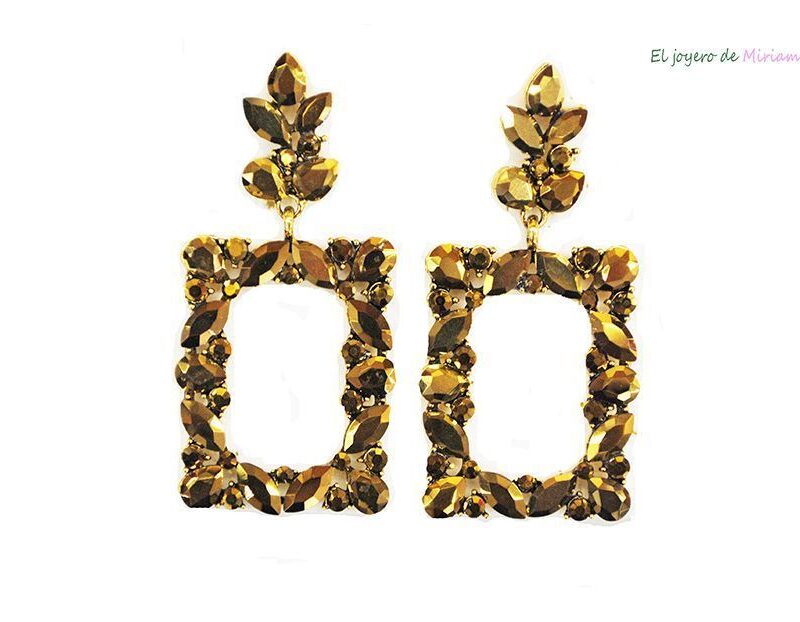 Pendientes dorados rectangulares