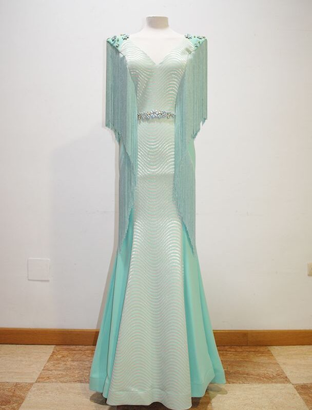 Vestido de fiesta flecos