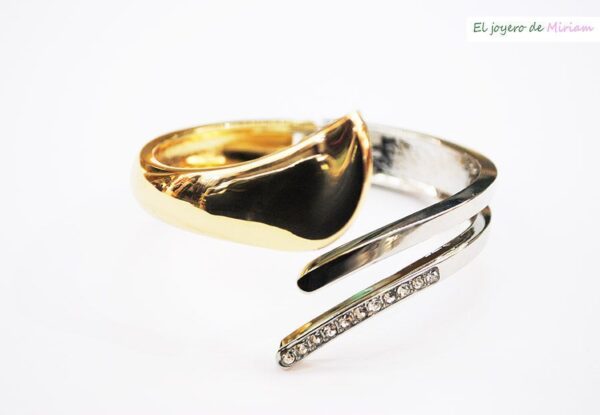 Brazalete dorado y plateado