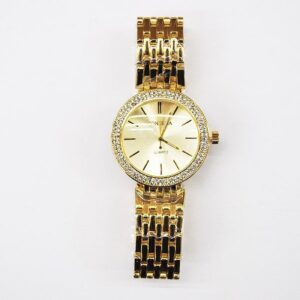 Reloj dorado brillantes