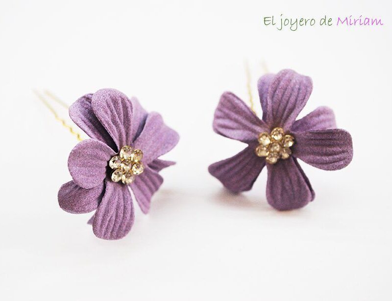 Horquillas malvas de fiesta