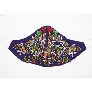 Mascarilla morada bordada