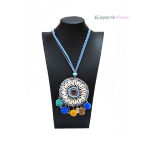 Collar largo conchas