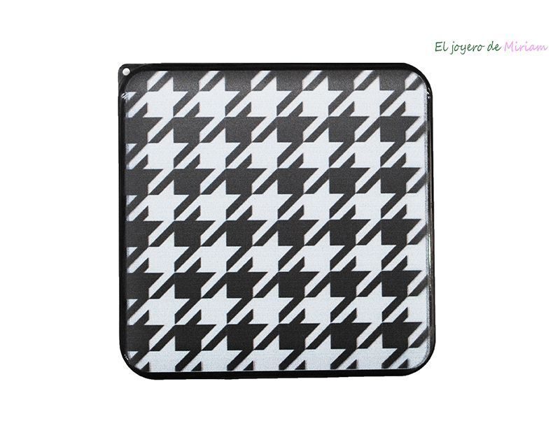 Carcasa mascarilla pata de gallo