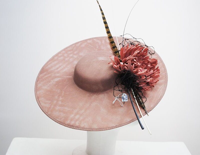 Tocado plato rosa