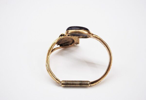Pulsera dorada y morada - Imagen 4