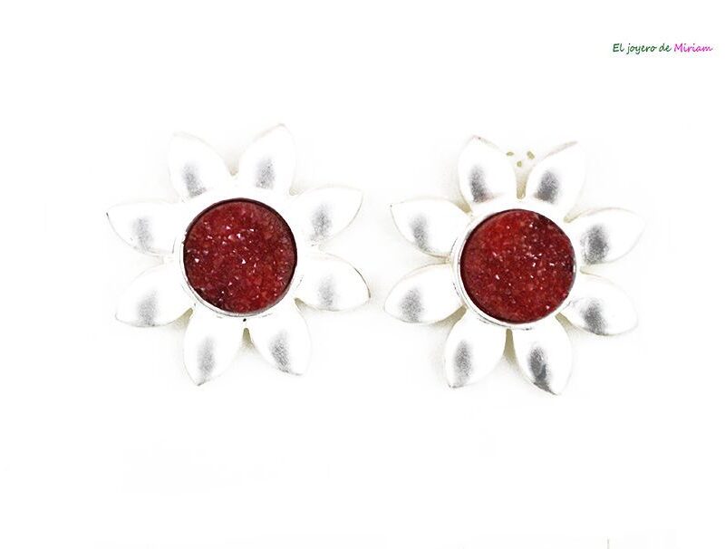 Pendientes granates y plateados