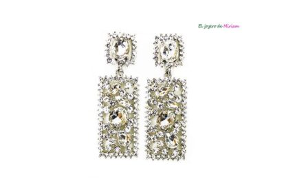 Pendientes plateados cristales