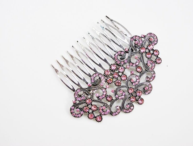 Peineta rosa y plateada