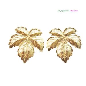 Pendientes dorados hojas