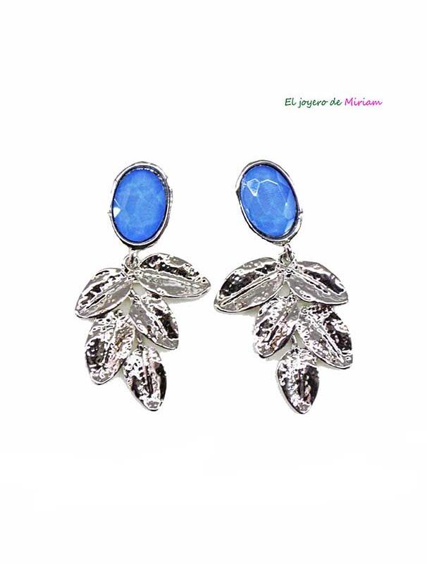 Pendientes azules y plateados
