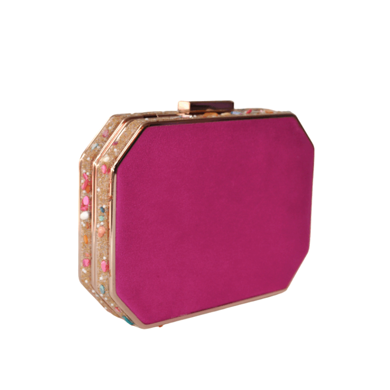 Clutch fucsia con pedrería