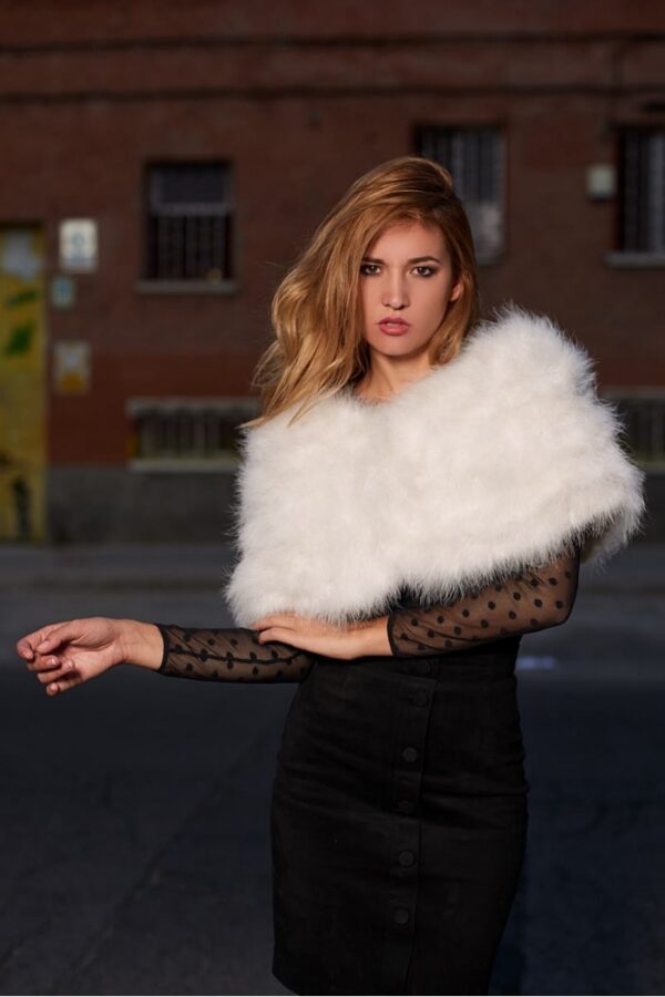 Estola de hombro blanca hielo - Imagen 6