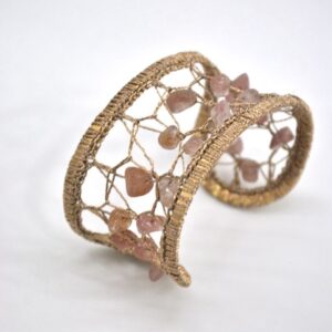 Brazalete oro rosa piedras rosas