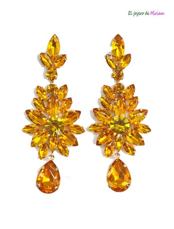 Pendientes largos mostaza