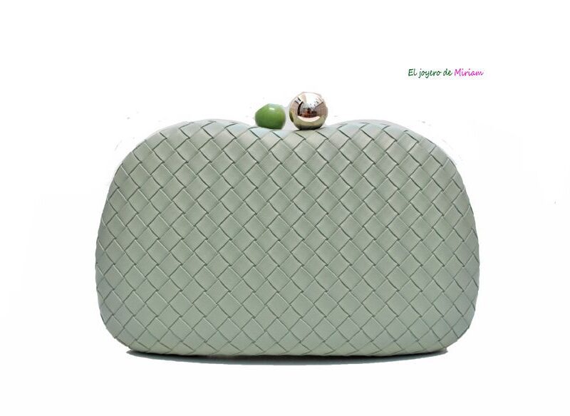 Clutch verde menta polipiel