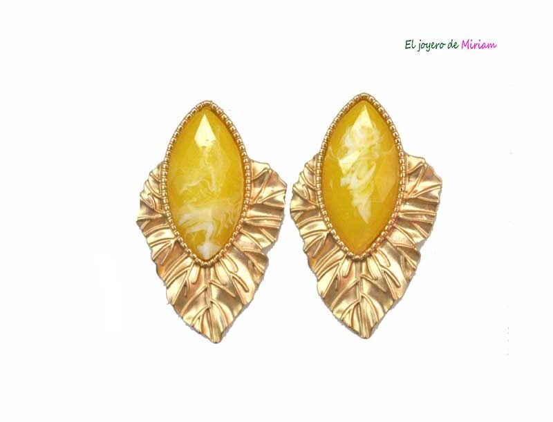 Pendientes mostazas y dorados