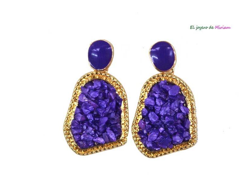 Pendientes morados pequeños
