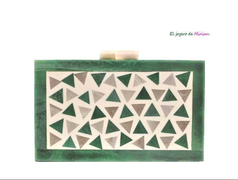 Clutch blanco y verde madera