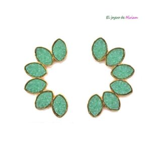 Pendientes verde agua