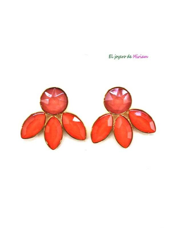 Pendientes pegados naranjas