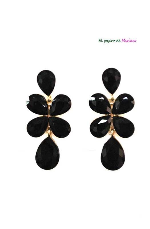 Pendientes negros alargados