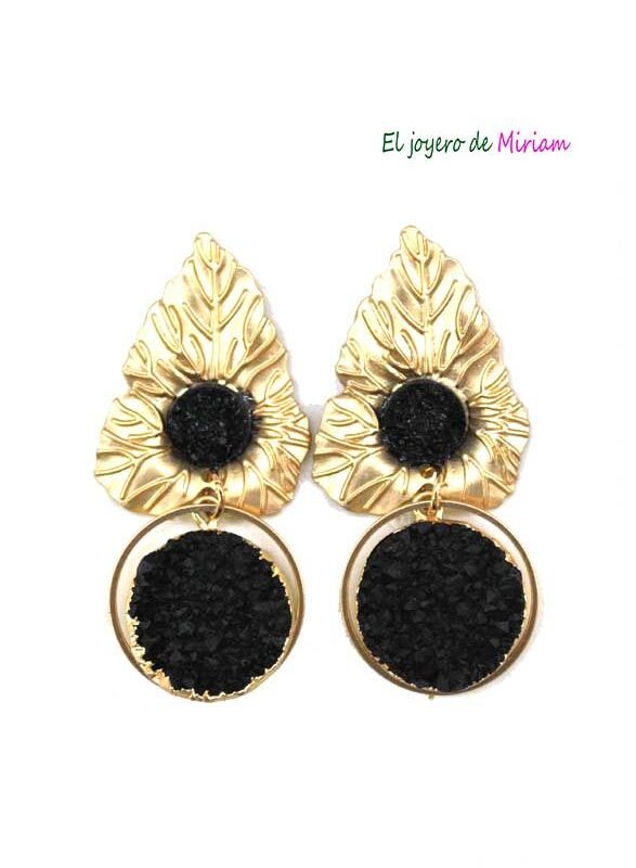 Pendientes negros hojas